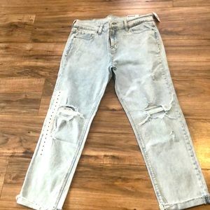 Broken holes high rise jeans